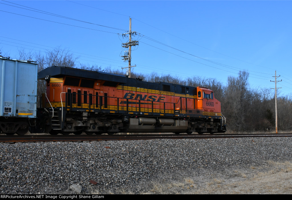 BNSF 6660 Roster shot